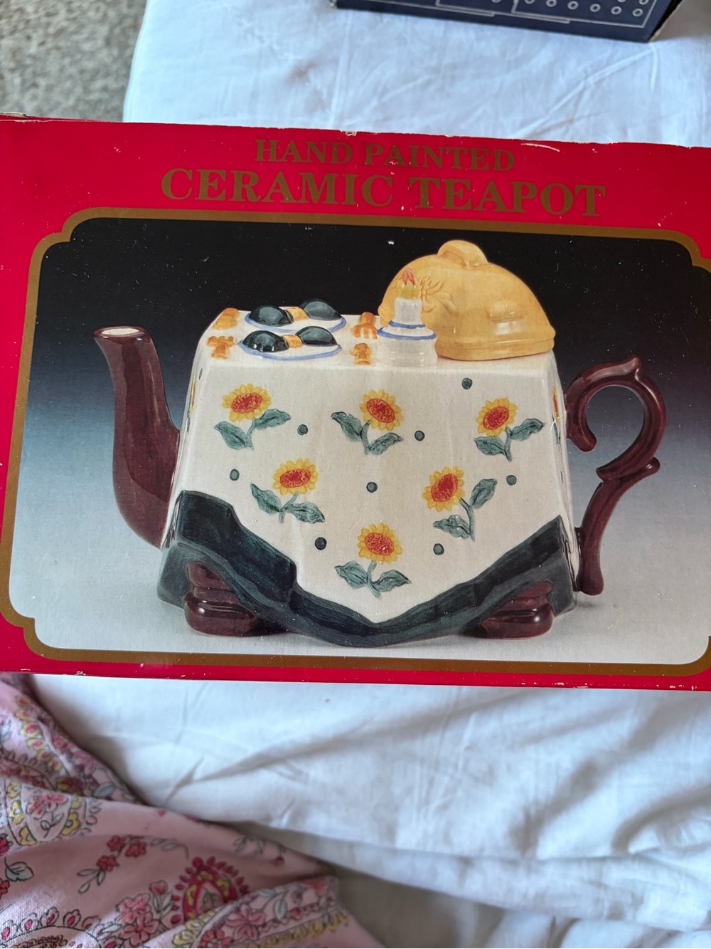 Hand Painted Ceramic Teapot with Sunflower Motif Donner Table